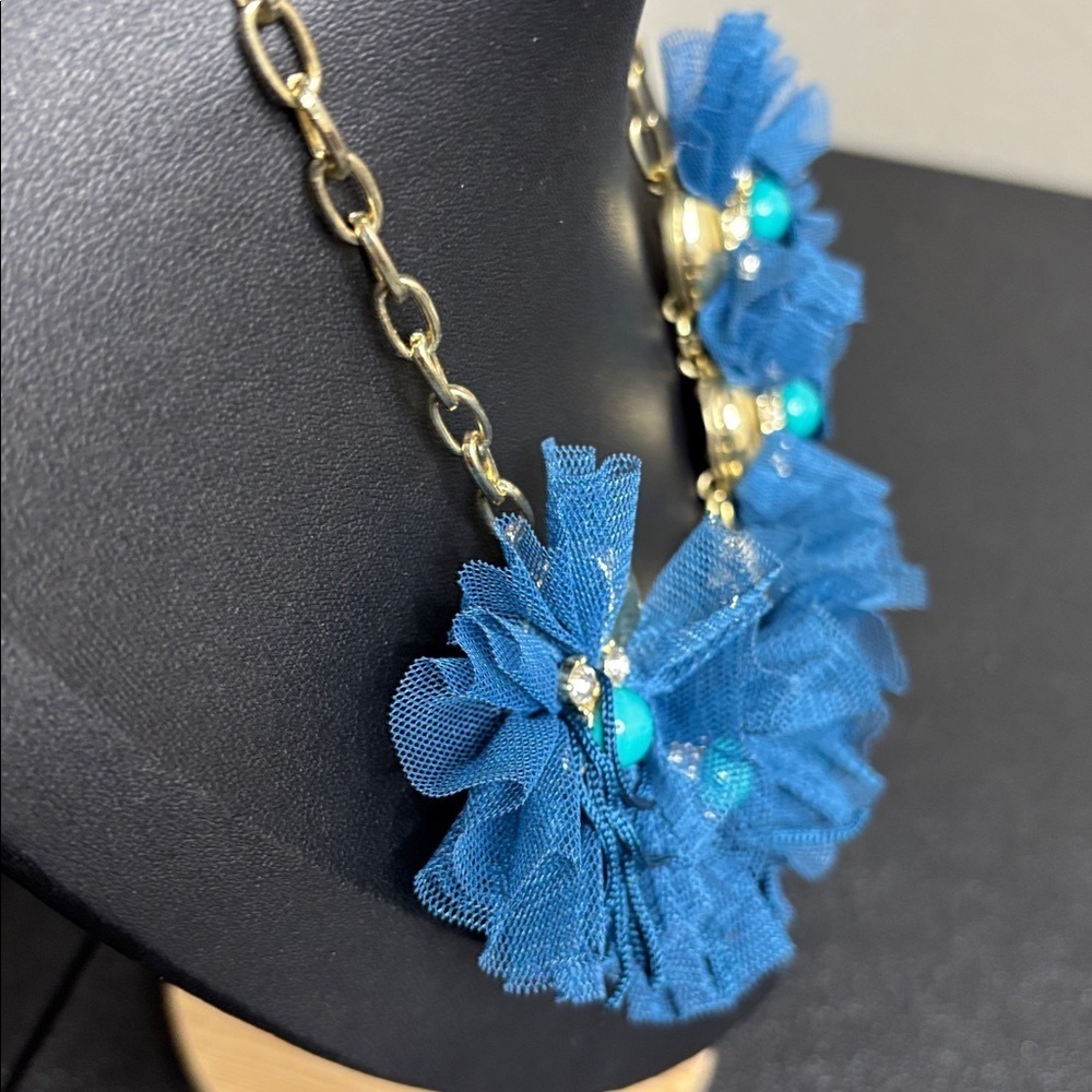 SUGARFIX BLUE Tutu LACE FLOWERS Rhinestone Statement BIB NECKLACE Gold Tone - Picture 6 of 8